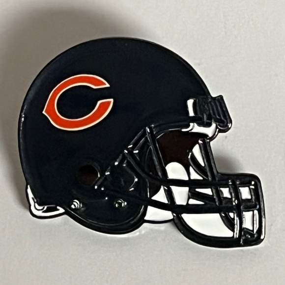 Chicago Bears Helmet Hat Pin Pins Streetwear Hats Bag Football Fitted New Era - Picture 1 of 8